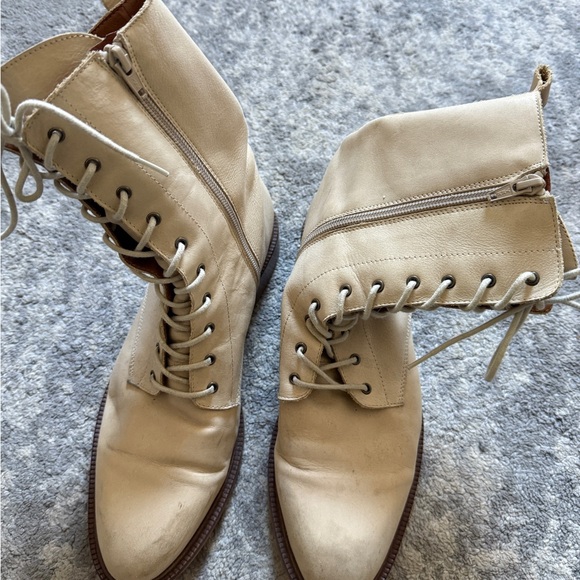 Anthropology boho Cream Lace-Up Ankle Boots - Picture 6 of 7